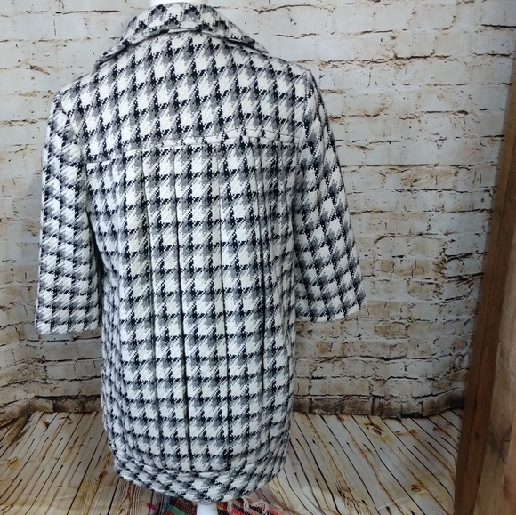 Anthropologie Tulle - Picture 4 of 5